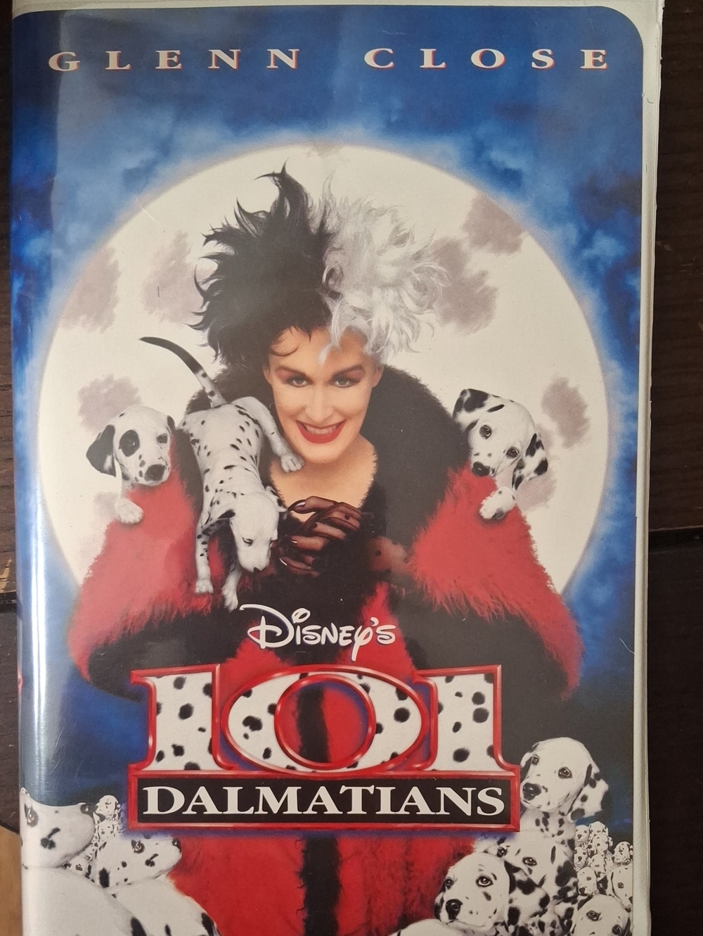 Walt Disneys 101 Dalmatians VHS With Glenn Close